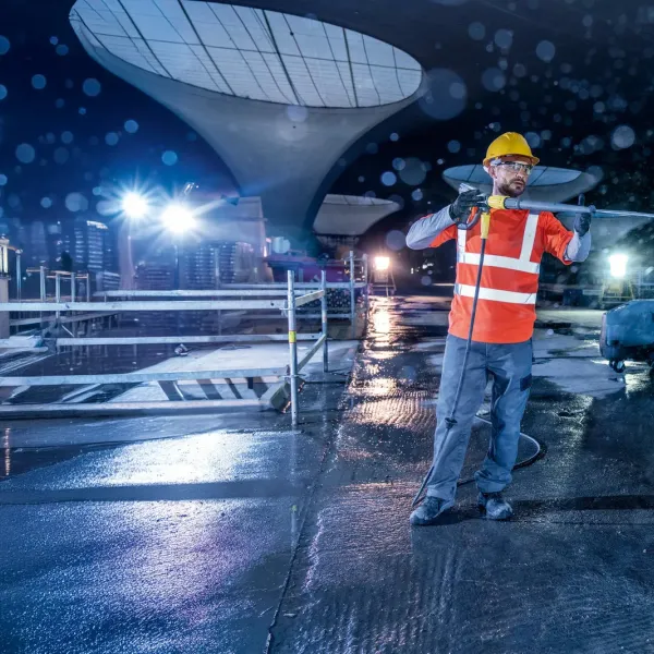 Ipari magasnyom&aacute;s&uacute; mos&oacute;k