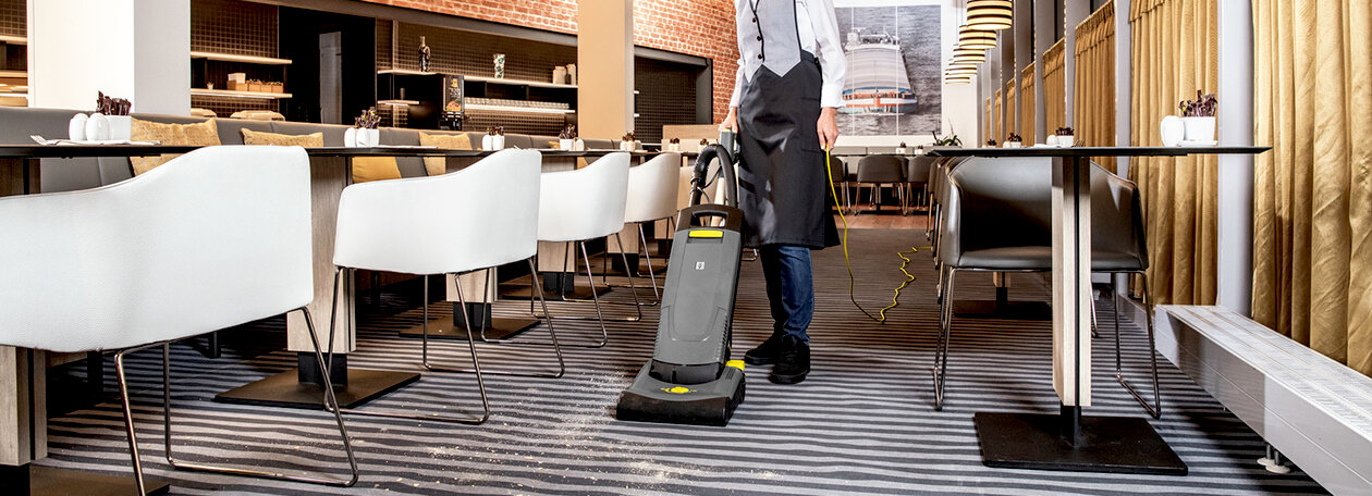 Upright kef&eacute;s porsz&iacute;v&oacute;k