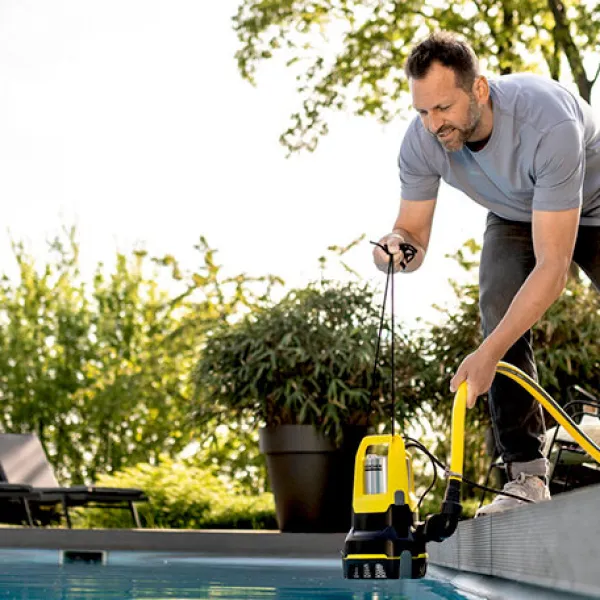 V&iacute;zelvezető szivatty&uacute;k