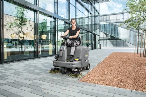 Kärcher Seprő-porszívó KM 85/50 R Bp