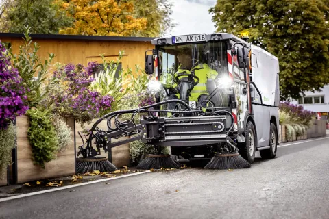Kärcher Városseprő gép MC 250 Zero Emission