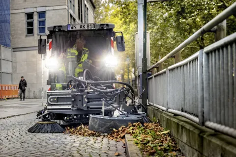 Kärcher Városseprő gép MC 250 Zero Emission