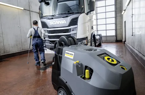 K&auml;rcher Magasnyom&aacute;s&uacute; mos&oacute; HDS 10/21-4 MXA eB