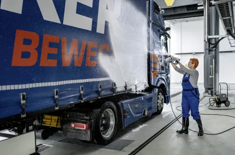 K&auml;rcher Magasnyom&aacute;s&uacute; mos&oacute; HD 5/11 E EB+ Foam Classic