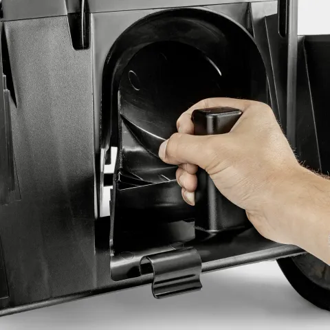 K&auml;rcher Akkumul&aacute;toros fűny&iacute;r&oacute; LMO 4-18 Dual