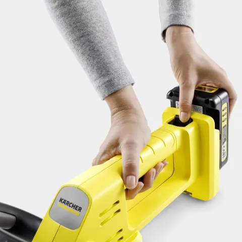 K&auml;rcher Akkumul&aacute;toros s&ouml;v&eacute;nyv&aacute;g&oacute; HGE 2-18