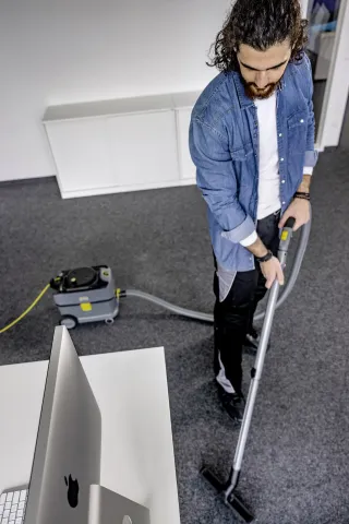 K&auml;rcher Sz&aacute;razporsz&iacute;v&oacute; T 10/1 Adv HEPA