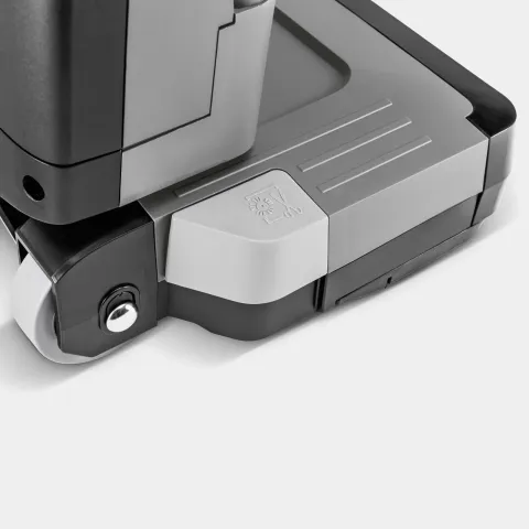 Kärcher Akkumulátoros álló kefés porszívó CV 30/2 Bp Adv