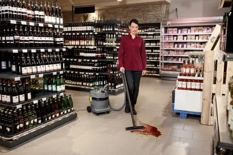 K&auml;rcher Nedves &eacute;s sz&aacute;raz porsz&iacute;v&oacute; NT 22/1 Ap