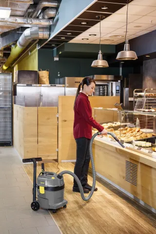 K&auml;rcher Nedves &eacute;s sz&aacute;raz porsz&iacute;v&oacute; NT 22/1 Ap