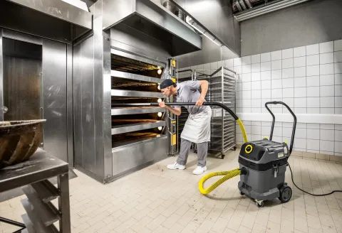 K&auml;rcher Nedves &eacute;s sz&aacute;raz porsz&iacute;v&oacute; NT 40/1 Tact Bs