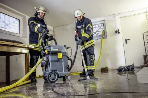 K&auml;rcher Nedves &eacute;s sz&aacute;raz porsz&iacute;v&oacute; NT 50/1 Mwf