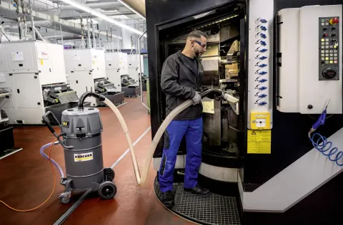 K&auml;rcher Ipari porsz&iacute;v&oacute; IVR-L 65/24-2 with accessories