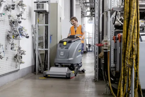 K&auml;rcher S&uacute;rol&oacute;-sz&iacute;v&oacute;g&eacute;p B 60WBpPack+R65+170Ah+AF+Rins+V900