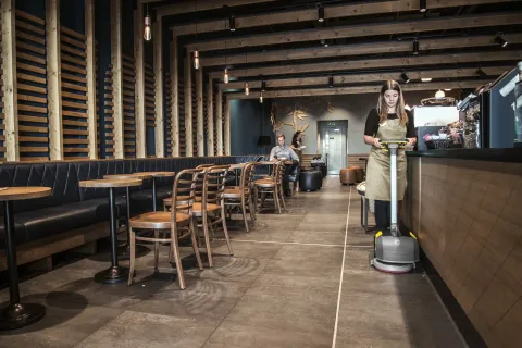 K&auml;rcher S&uacute;rol&oacute;-sz&iacute;v&oacute;g&eacute;p BD 30/4 C Bp Pack Li