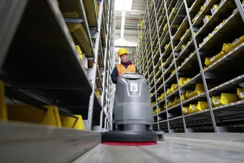 K&auml;rcher S&uacute;rol&oacute;-sz&iacute;v&oacute;g&eacute;p BD 50/50 C Classic Bp Pack 80Ah Li+FC