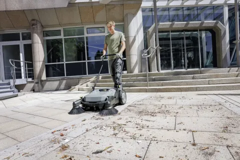 Kärcher Seprőgép KM 70/20 C 2SB